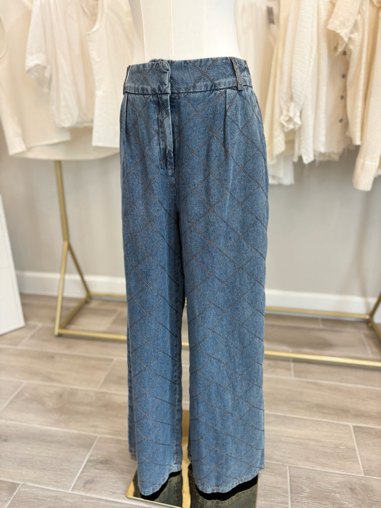 Entro Size Medium Pants