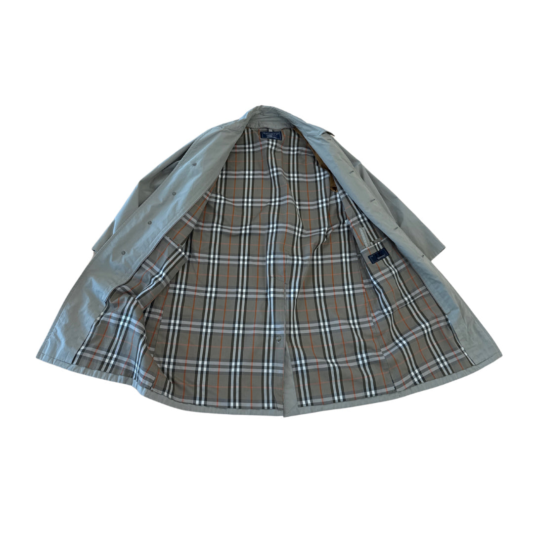 Burberry Size Large Vintage Trench Coat