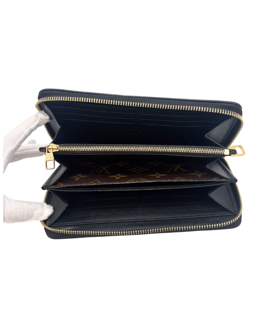 Louis Vuitton Mono Wallet
