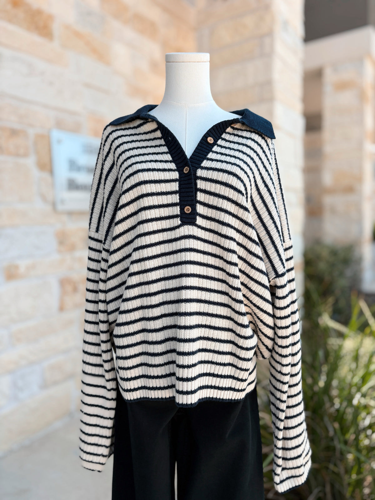 Faherty Size XL Top R/$188