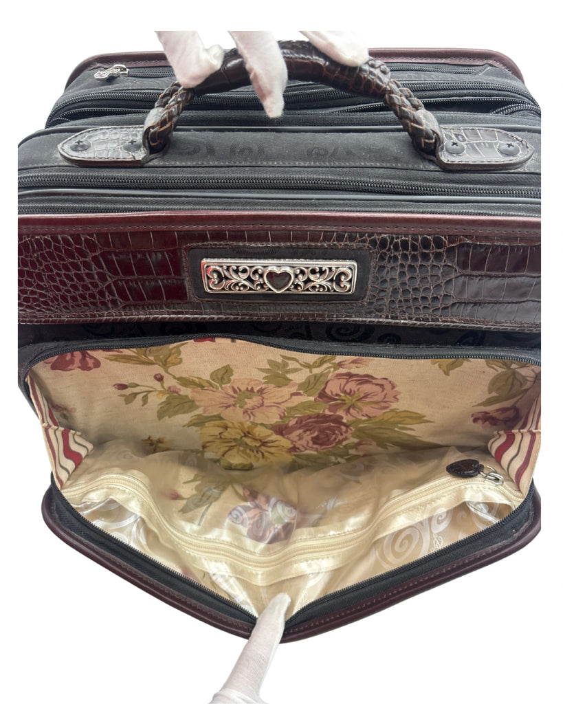 Brighton Carry On Rolling Luggage