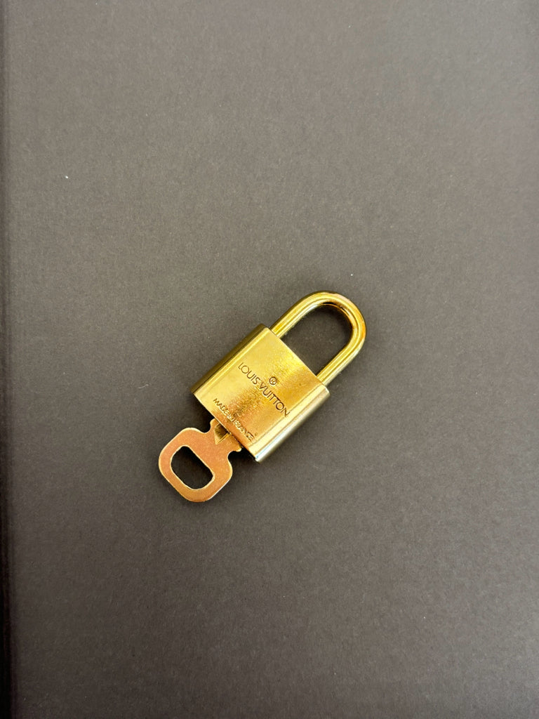 Louis Vuitton Lock and Key "315"