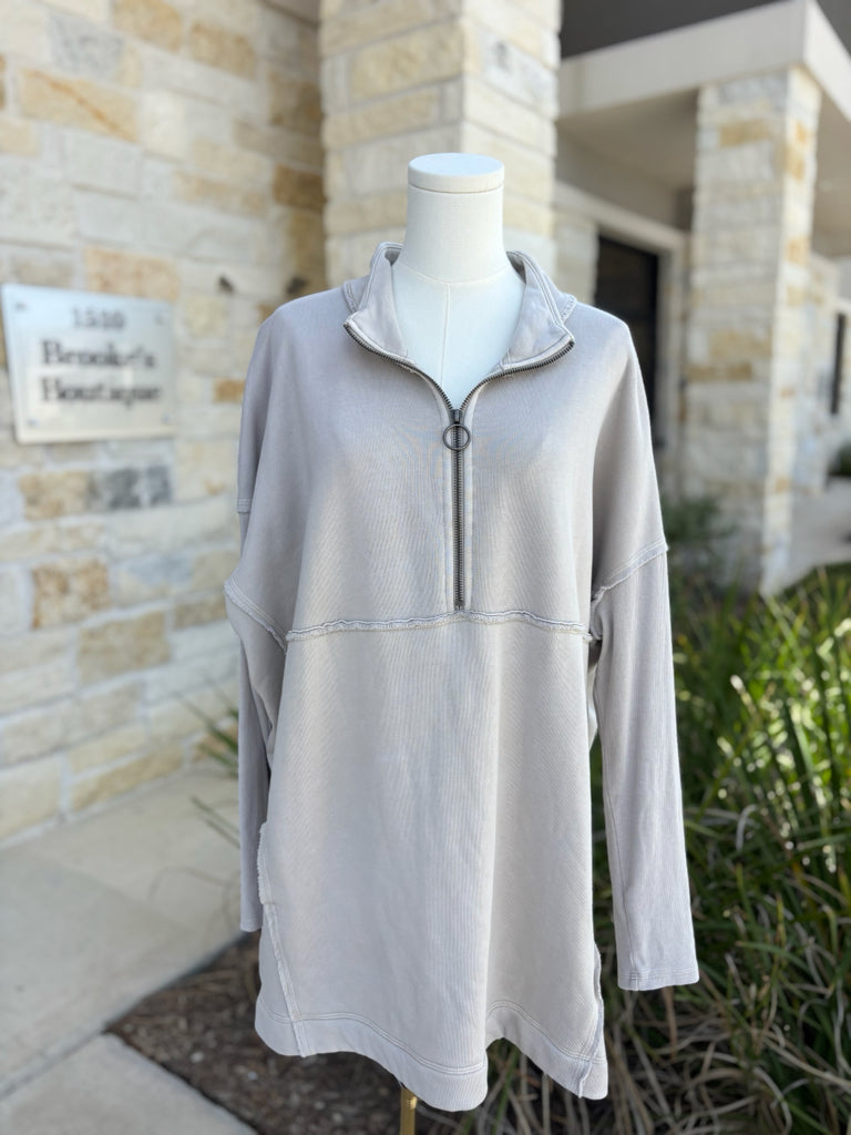 R/$128 We The Free Size Medium Top