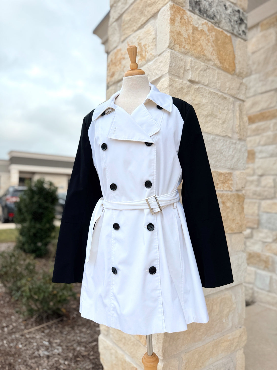 Calvin Klein Size XL Trench Coat