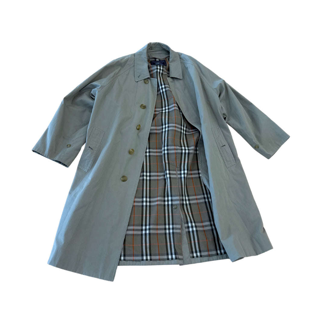 Burberry Size Large Vintage Trench Coat