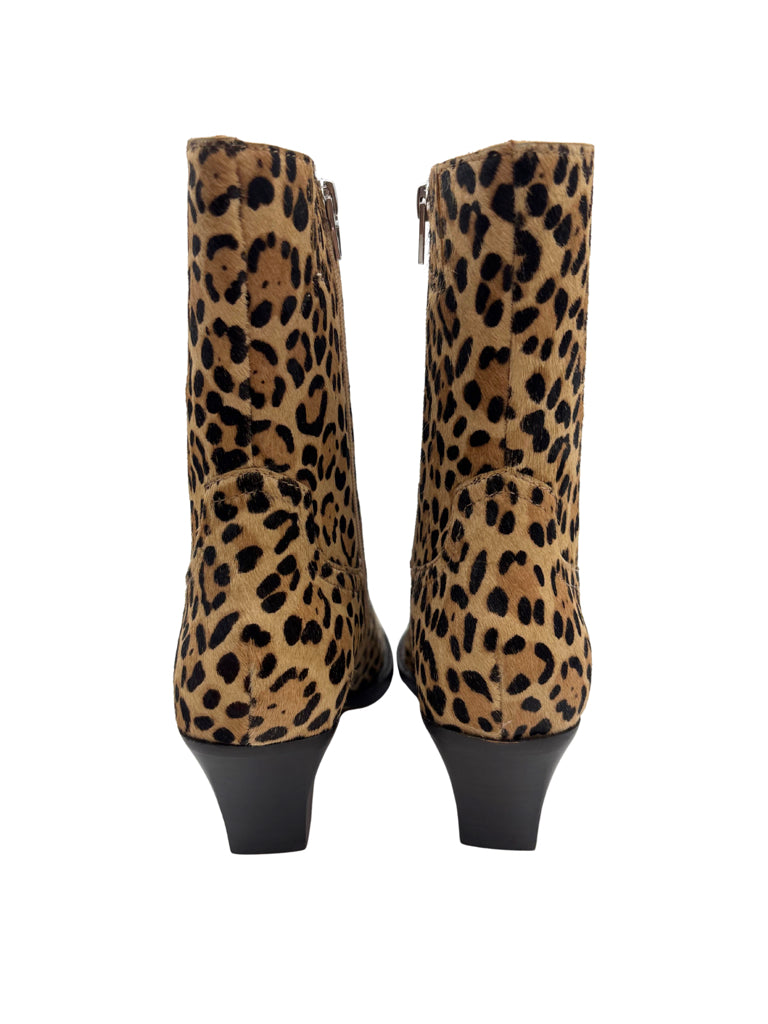Dolce Vita Size 8 cheetah Boots