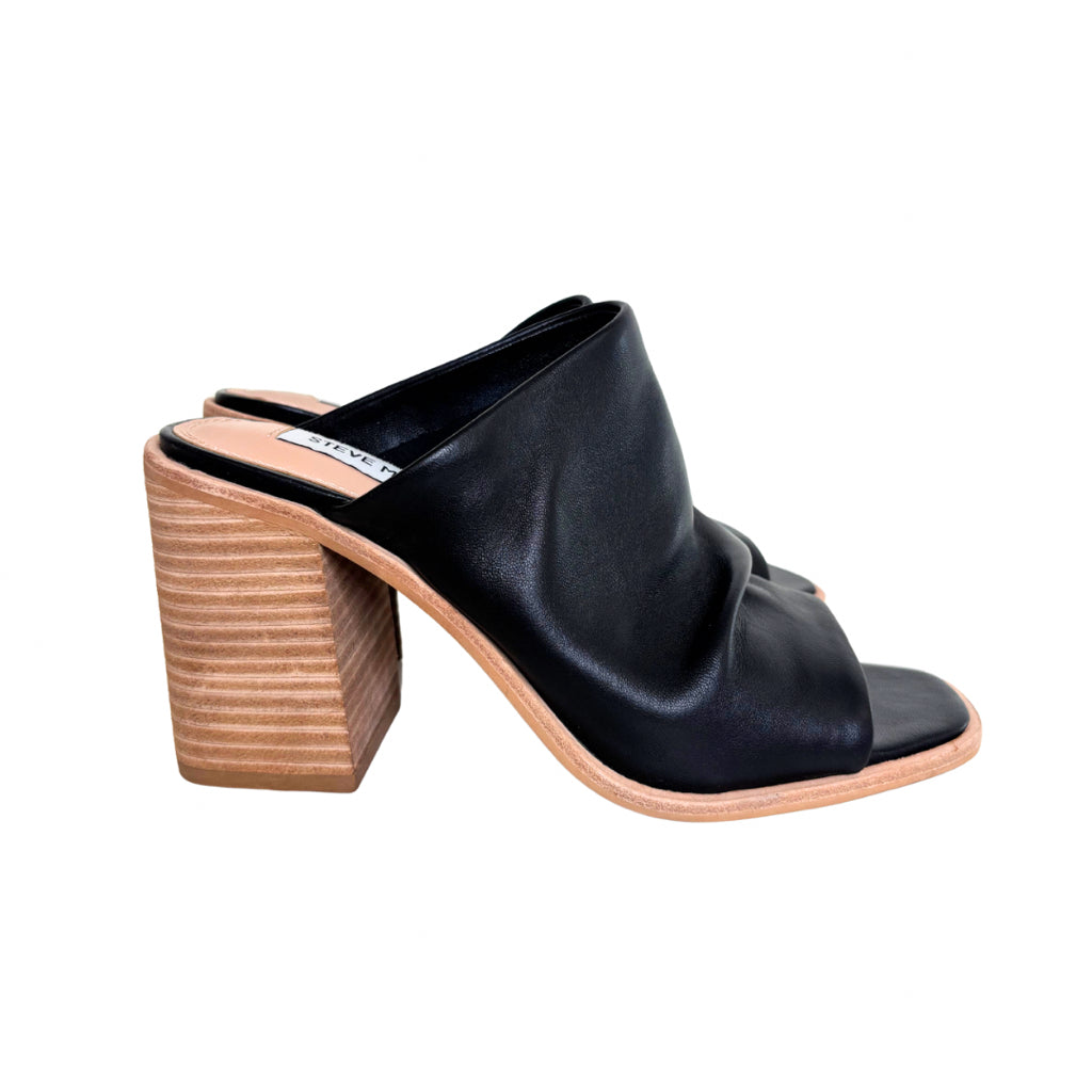Steve Madden Size 7 Black Heel Sandal