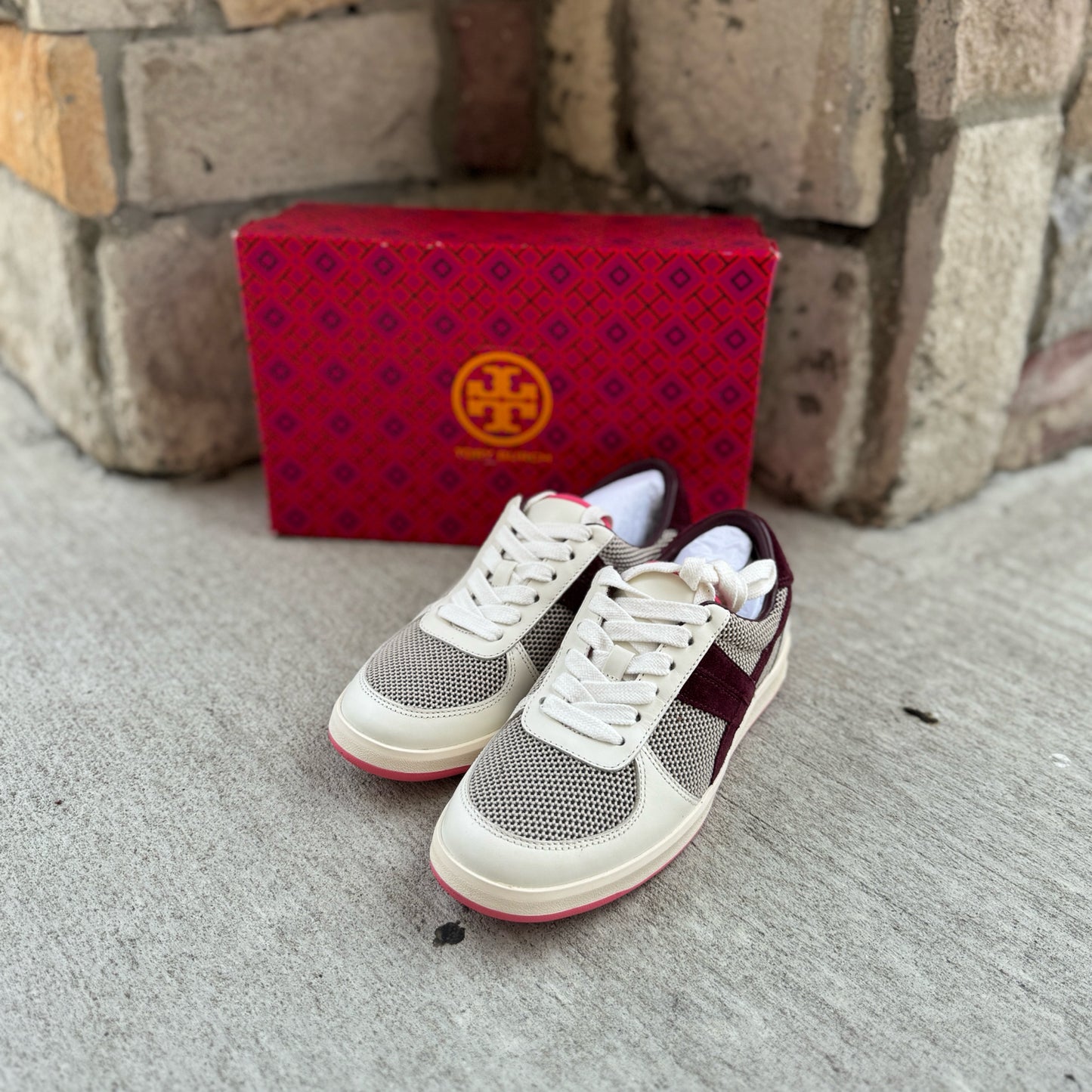 Tory Burch Size 6.5 Sneakers