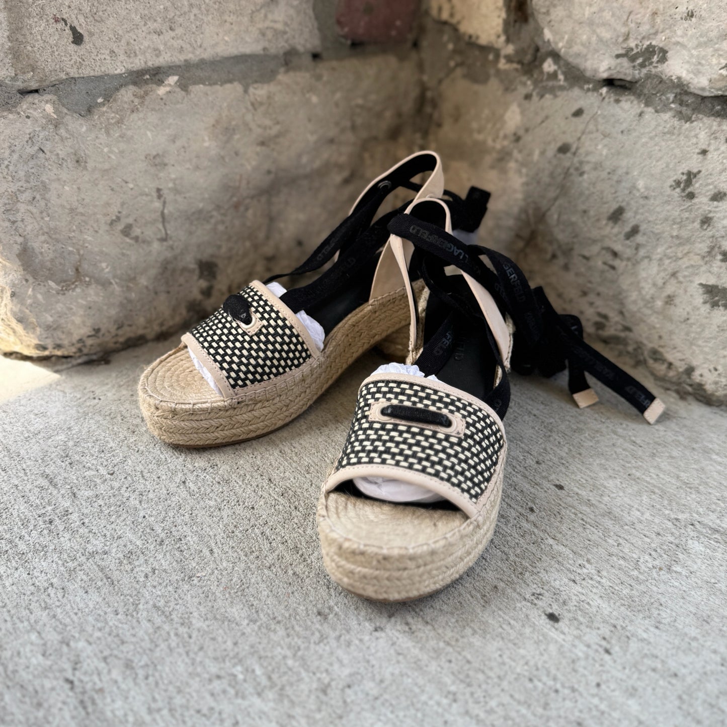 Karl Lagerfeld Size 6 Espadrille Heels