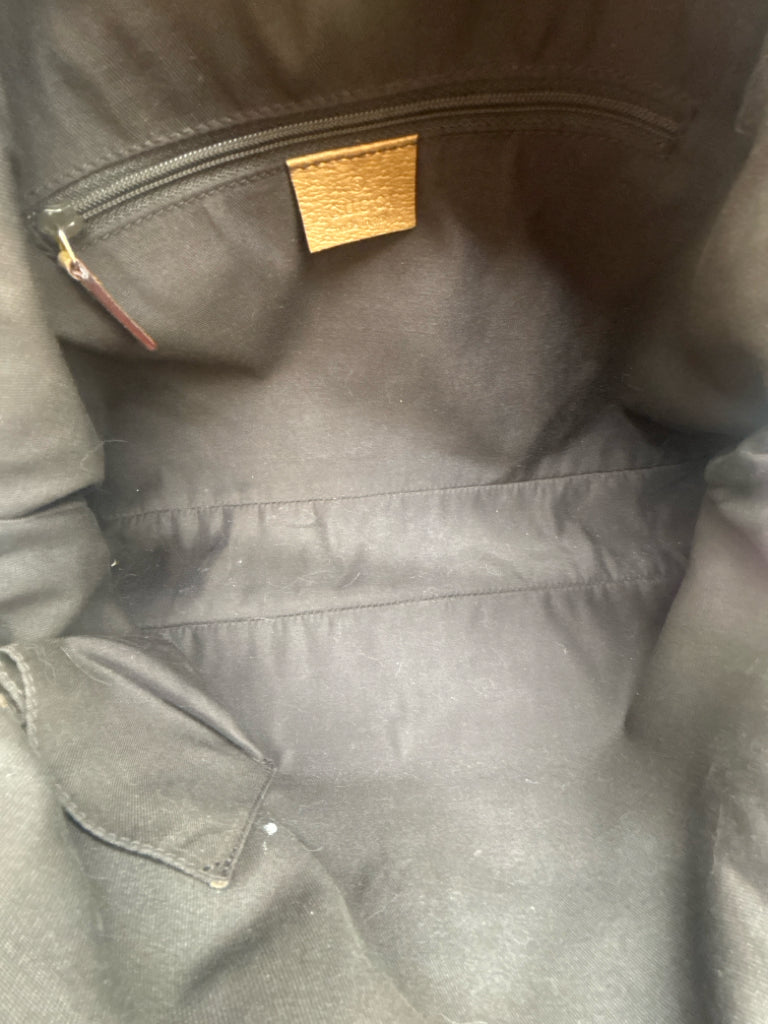 Gucci Shoulder Bag