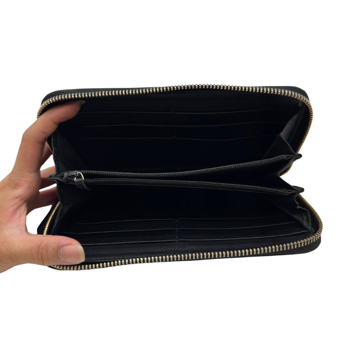 Gucci Black Zippy Wallet
