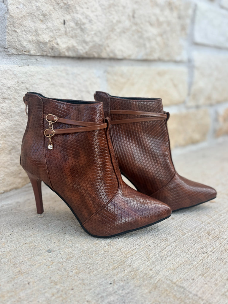 No Brand Size 39 (U.S. 8.5) Booties