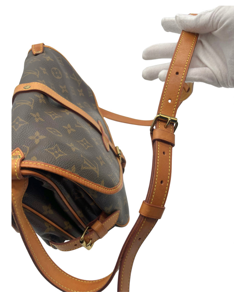 Louis Vuitton Monogram Saumur 30
