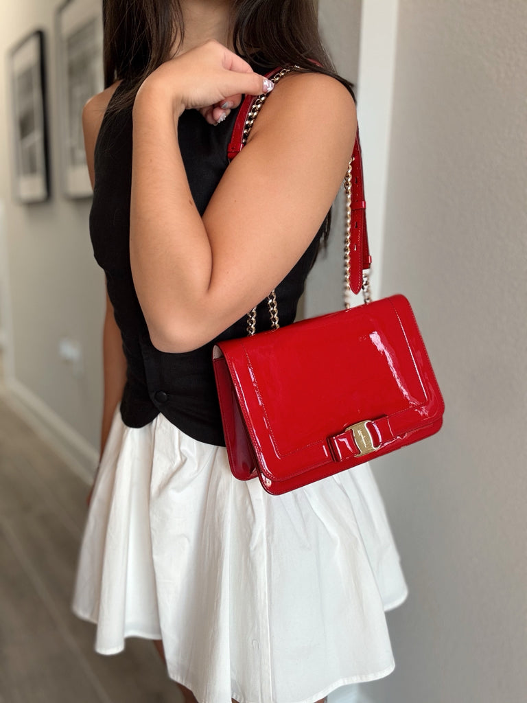 Ferragamo Red Vara Bowknot Crossbody