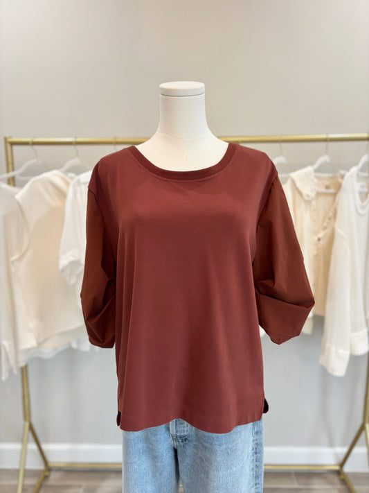 Athleta Size Medium Top