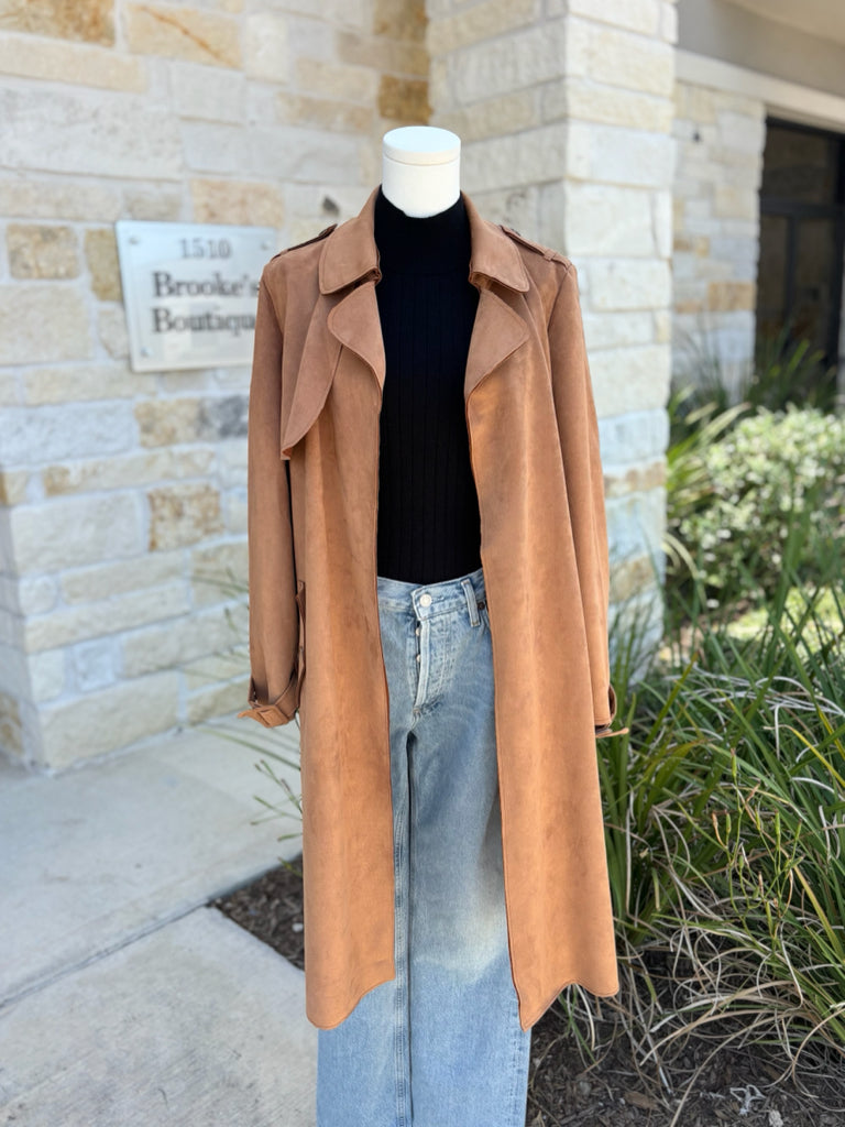 Tahari Size Medium Coat R/$178