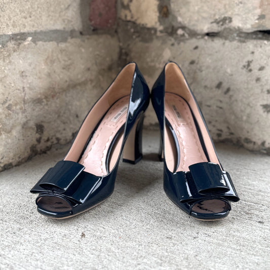 Miu Miu Size 39 Navy Heels