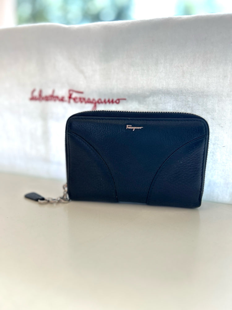 Salvatore Ferragamo Black Zippy Wallet