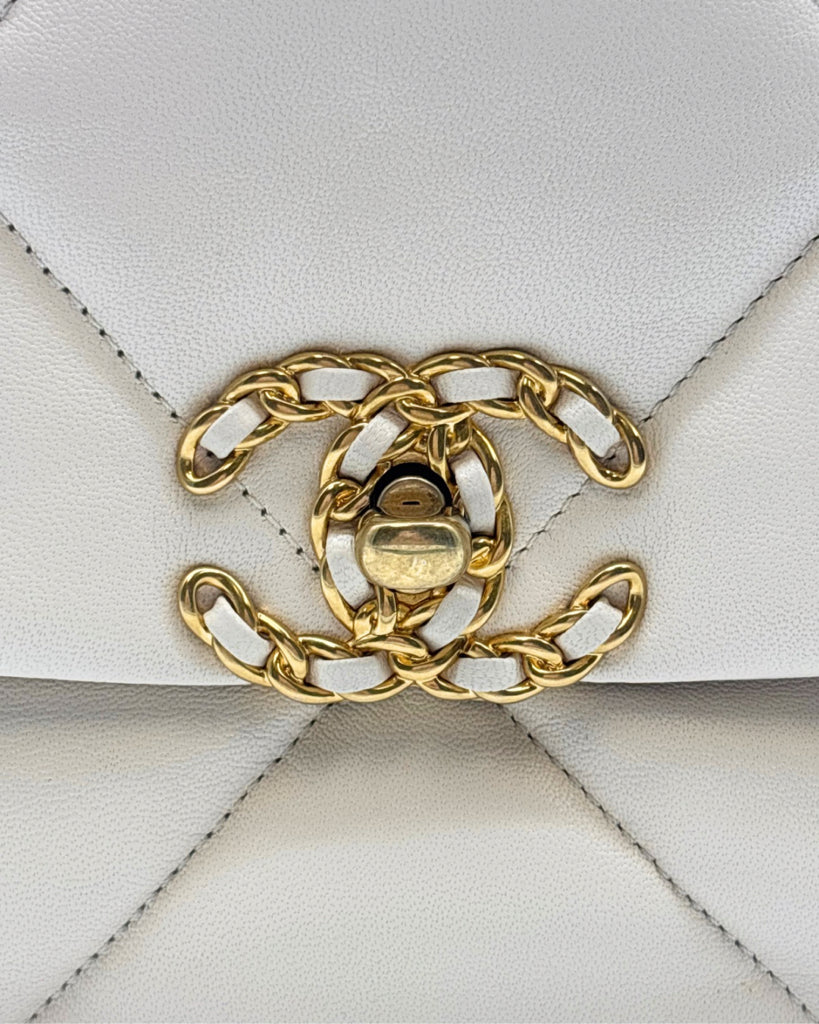 Chanel Handbag 19