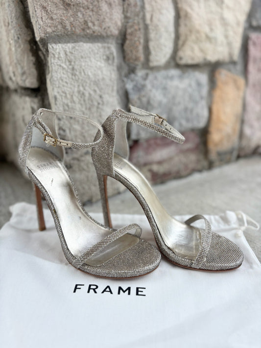 Stuart Weitzman Size 8 Silver Shoes
