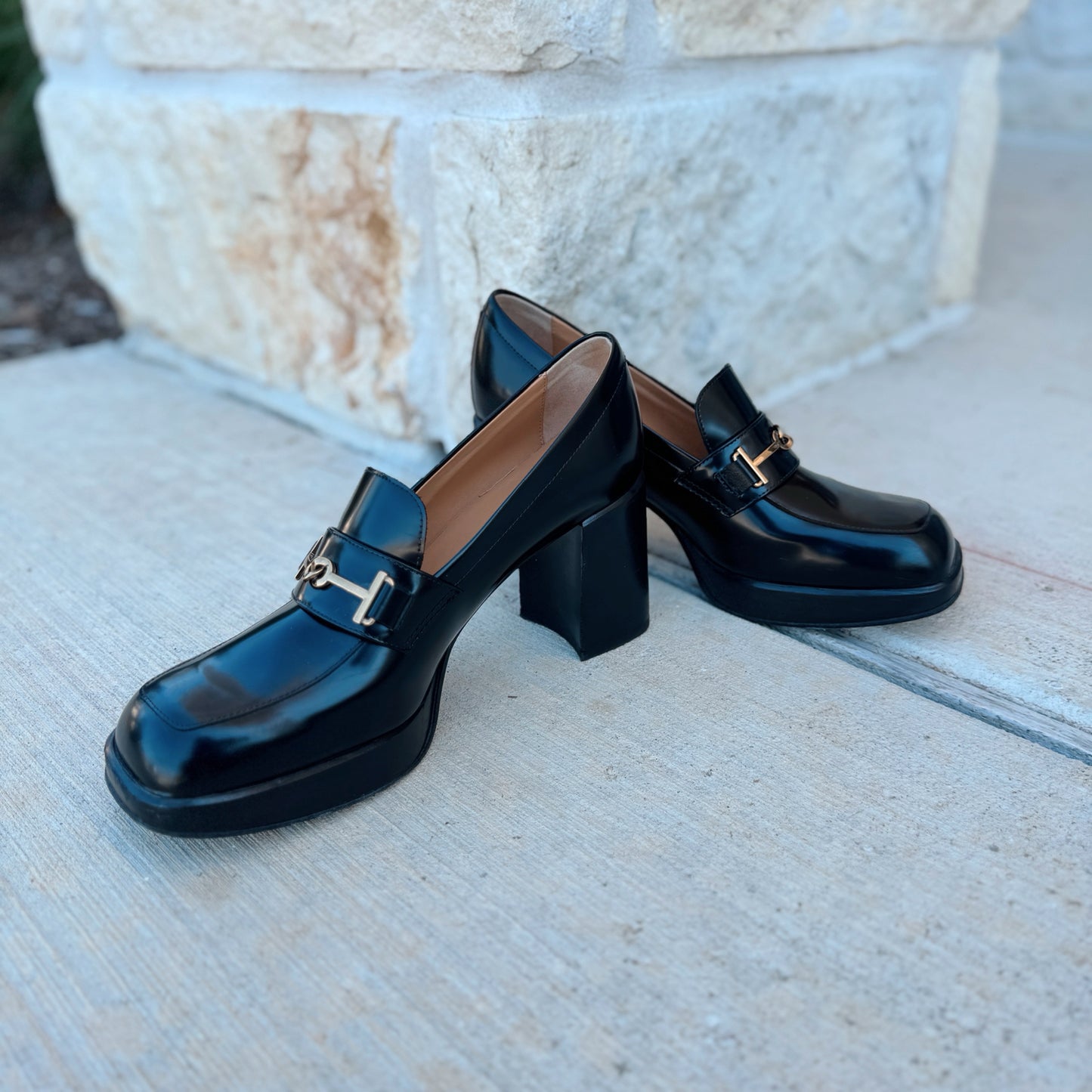 Tod's Size 41.5 Black Loafers