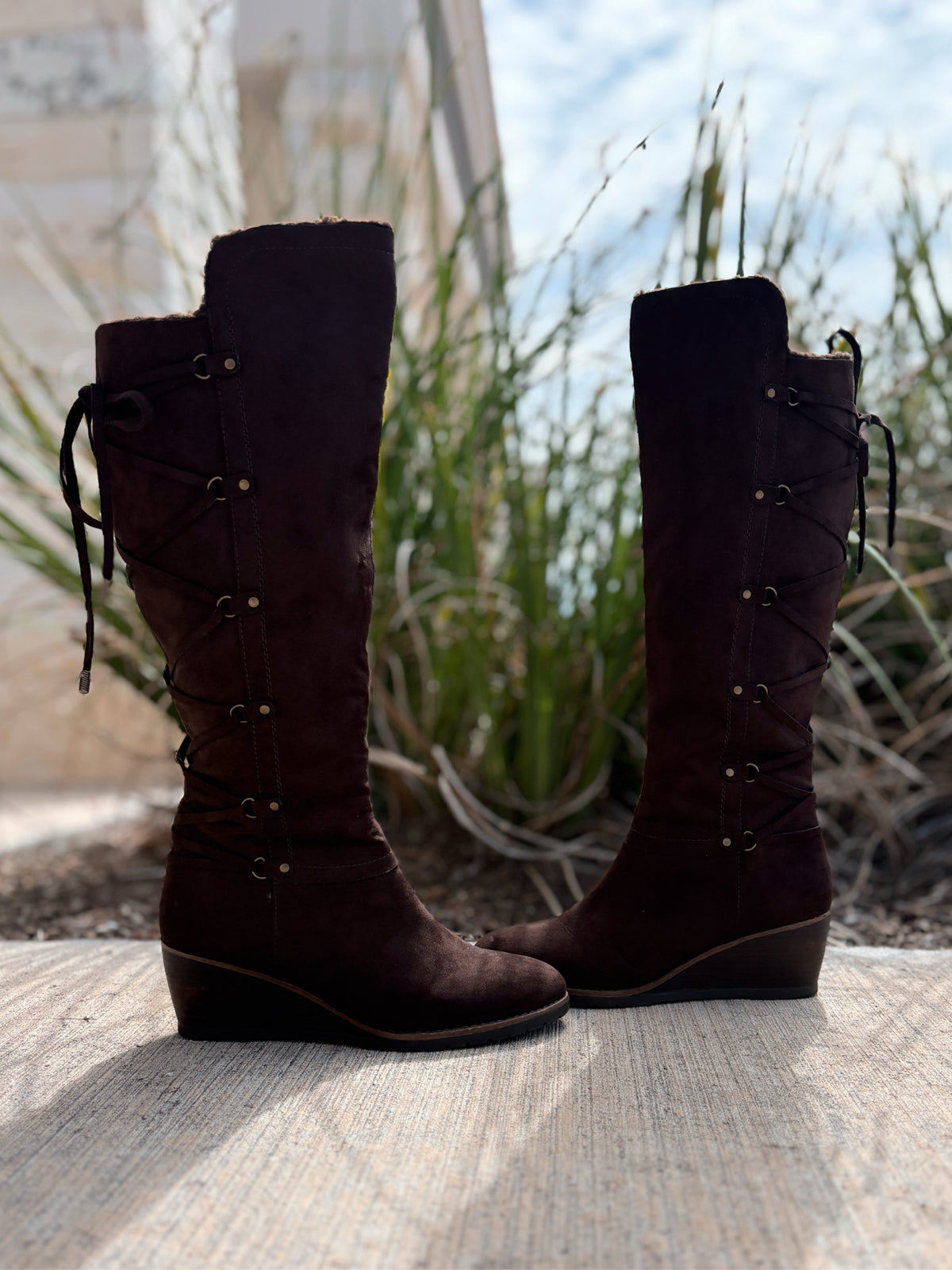 Bjorndal Size 9 Wedge Boots