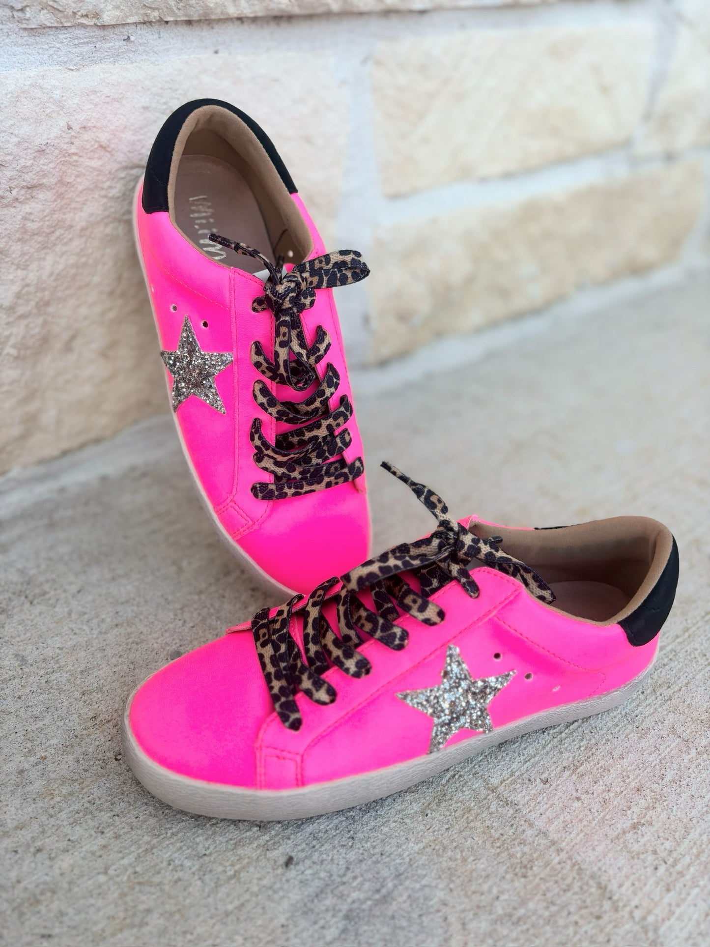 MiMi Size 7 Pink Sneakers