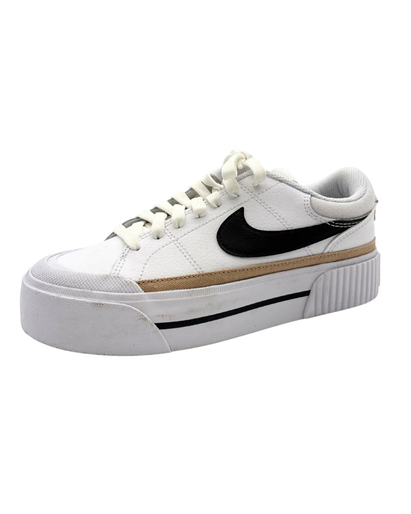 Nike Size 7 Sneakers