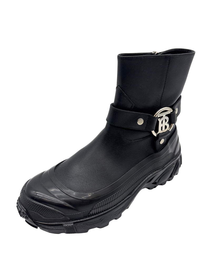 Burberry Size 39 Black Chort TB Barness Rubber Boots