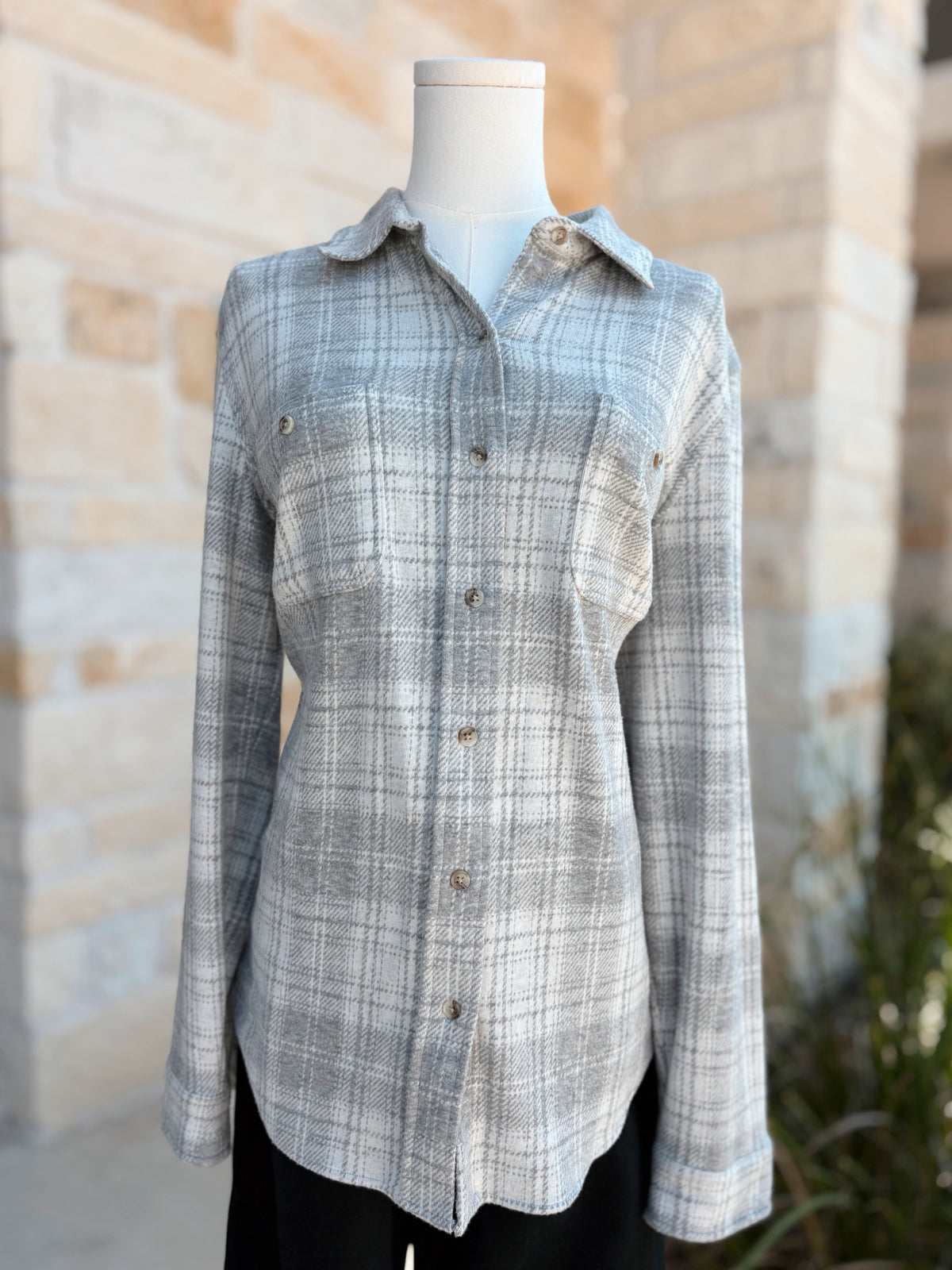 Faherty Size Large Top R/$168
