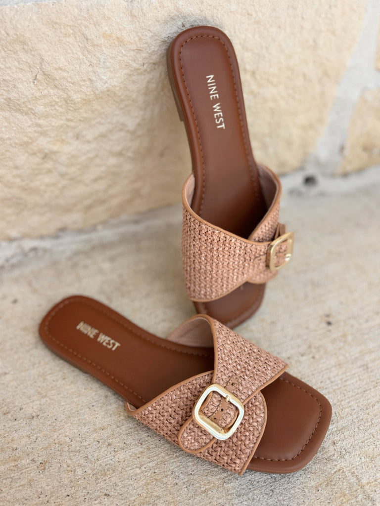 Nine West Size 8.5 Flats