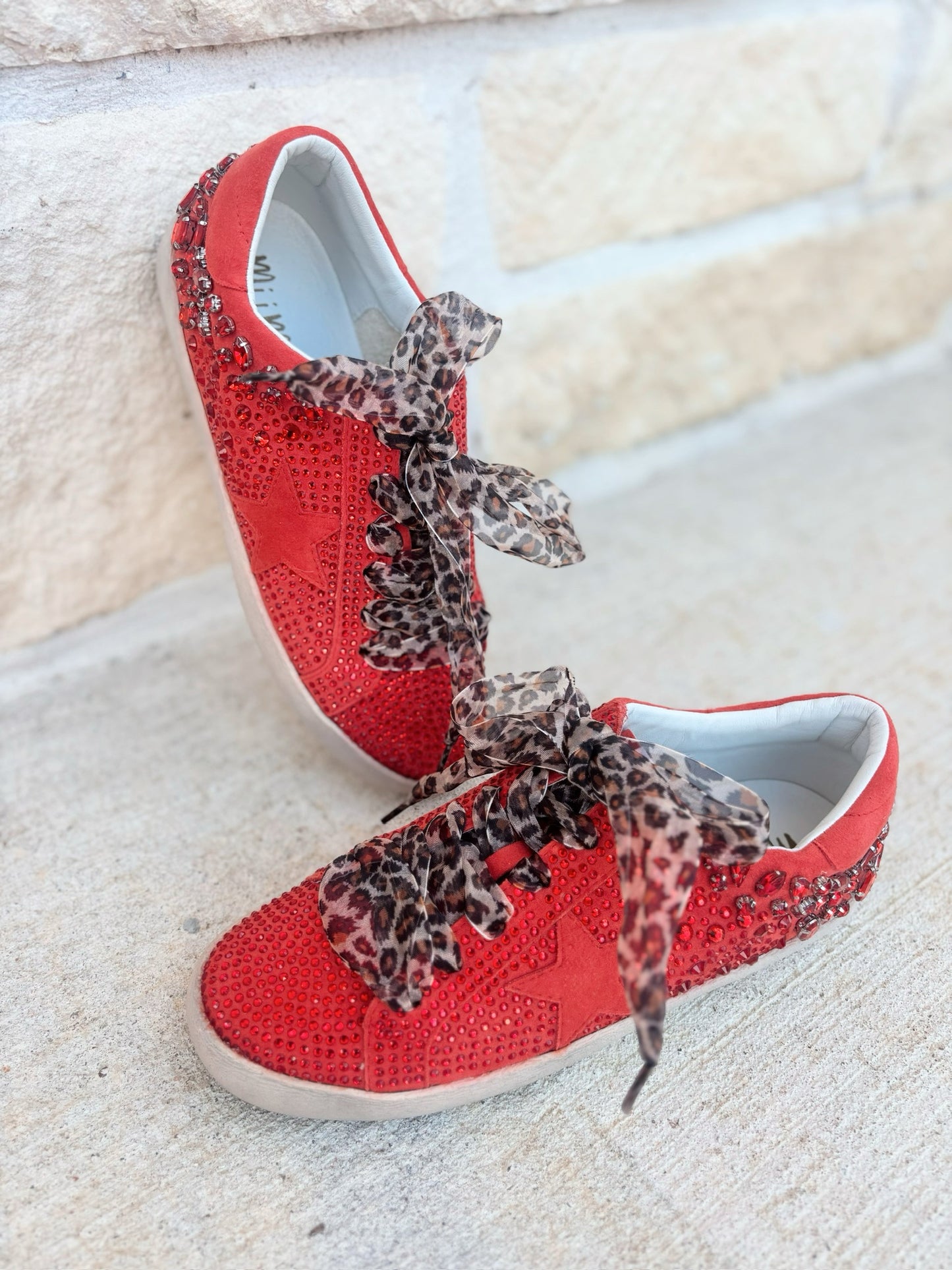 MiMi Size 7 Sneakers