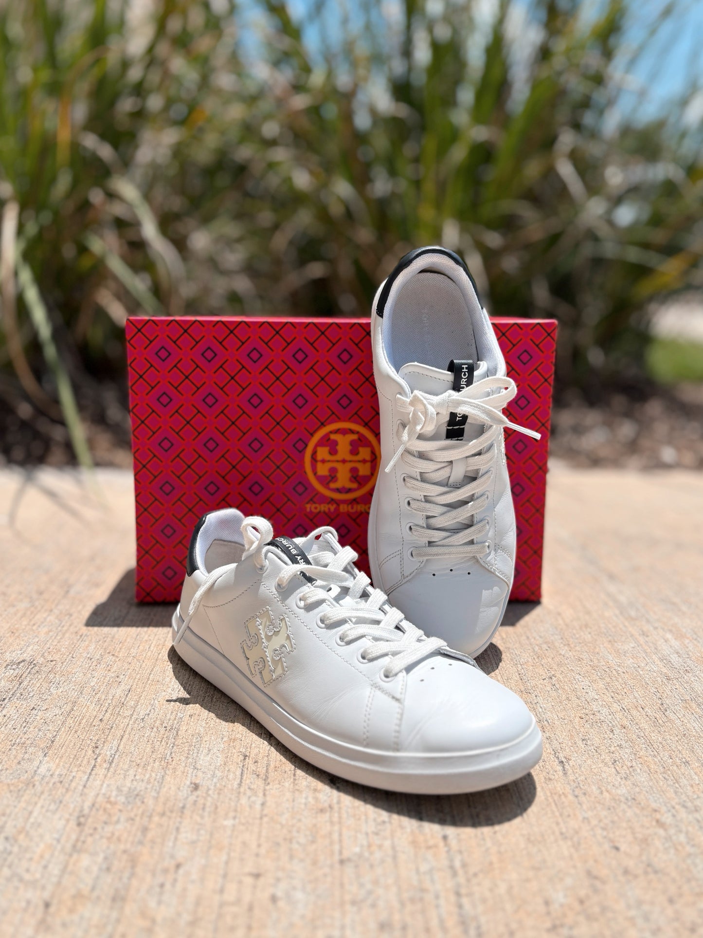 Tory Burch Size 9 Sneakers