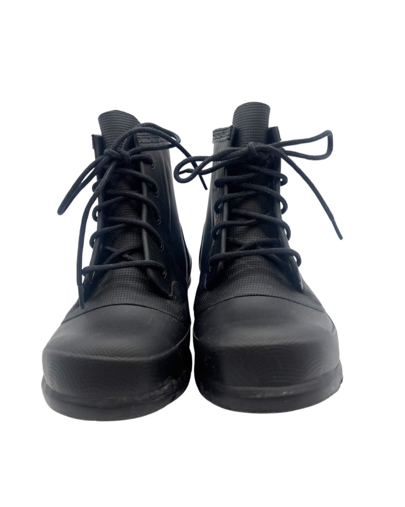 Hunter Size 7 Black Boots