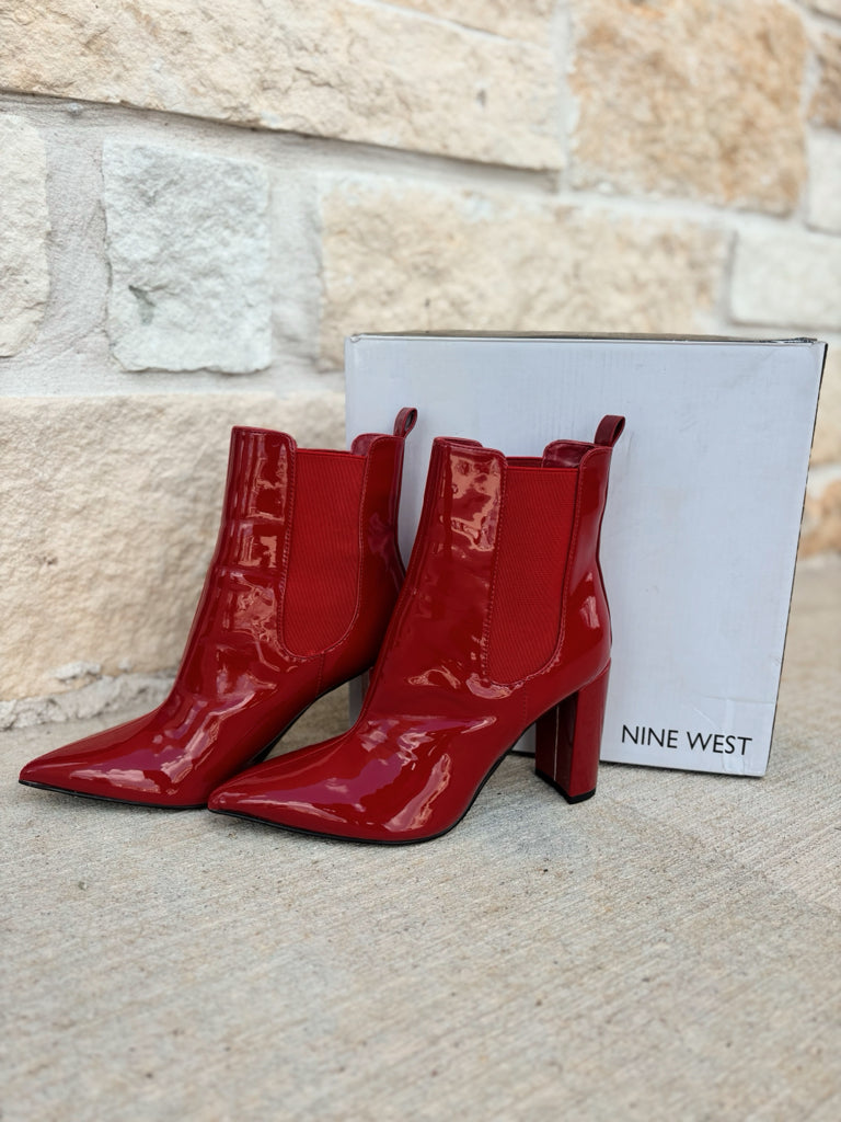 Nine West Size 7.5 Booties