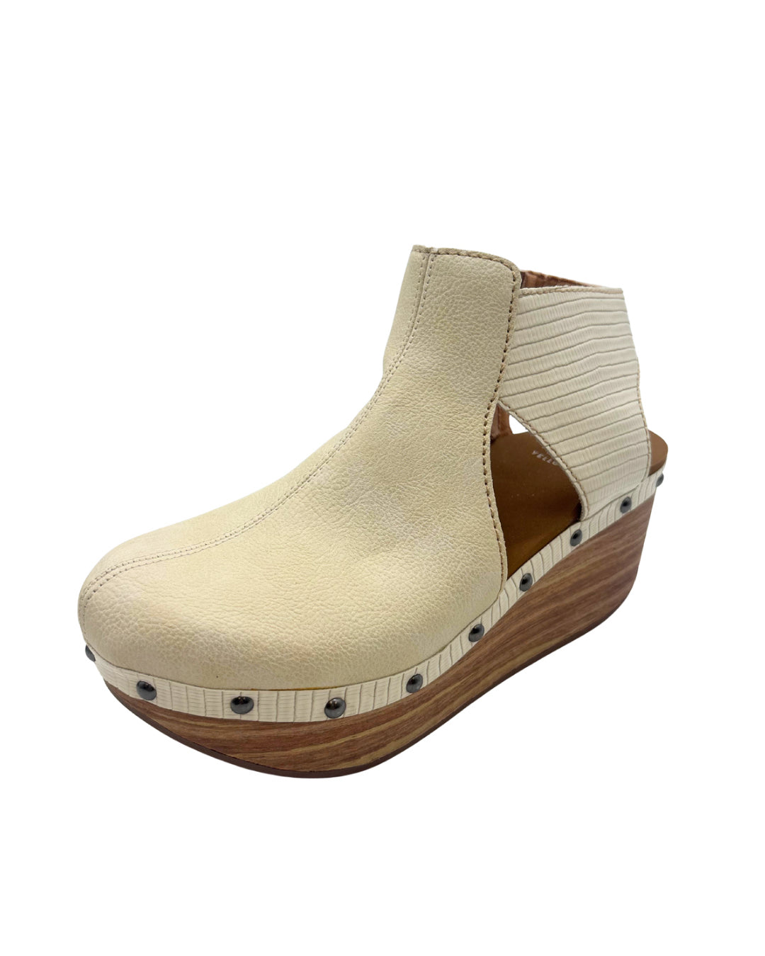 Yellow Box Size 7 Clogs
