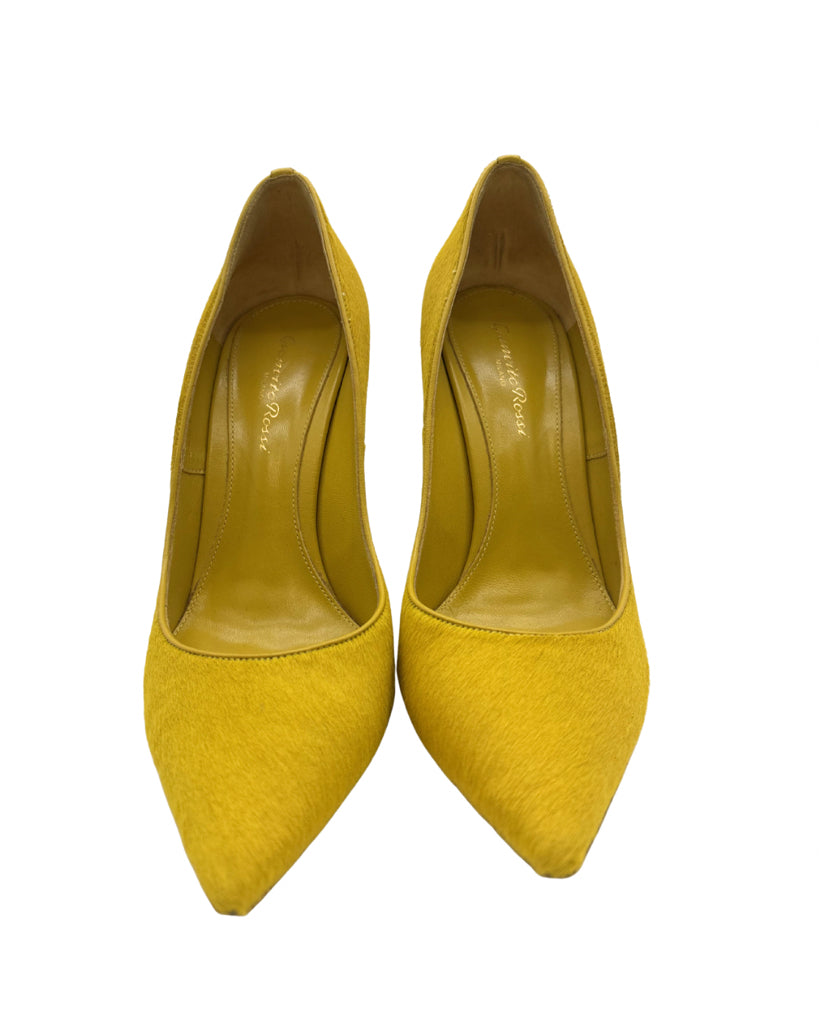Gianvito Rossi Size 38.5 Heels