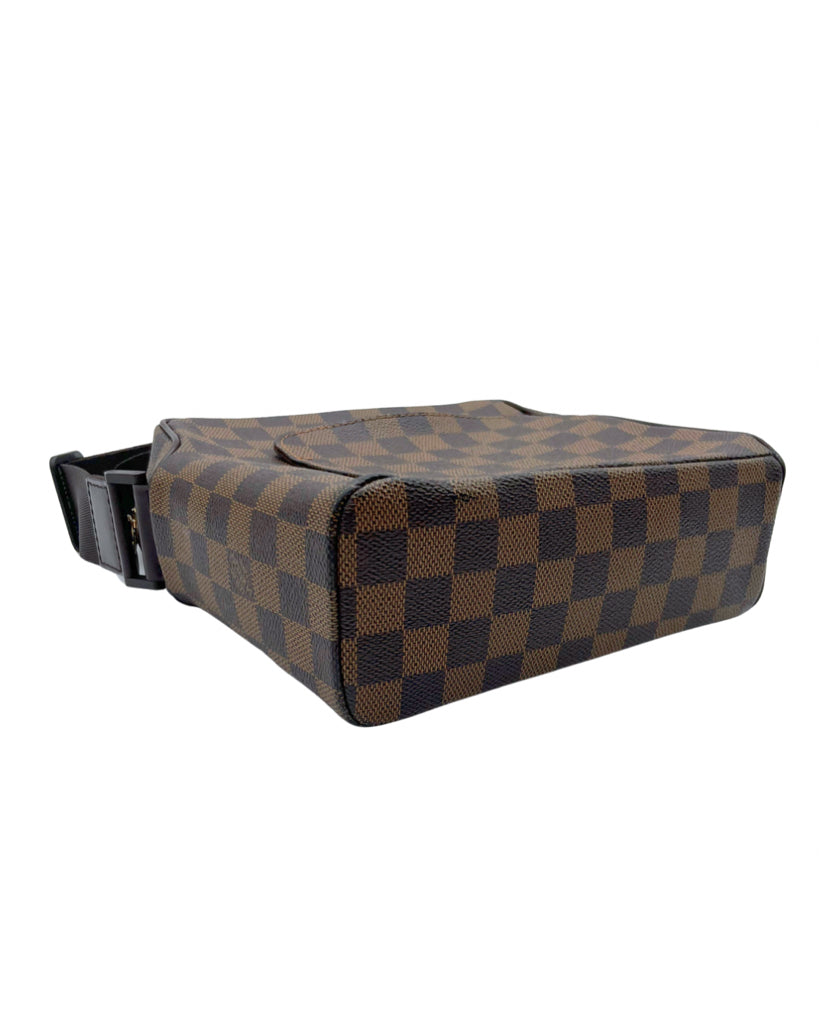Louis Vuitton Navigilo Messenger Bag