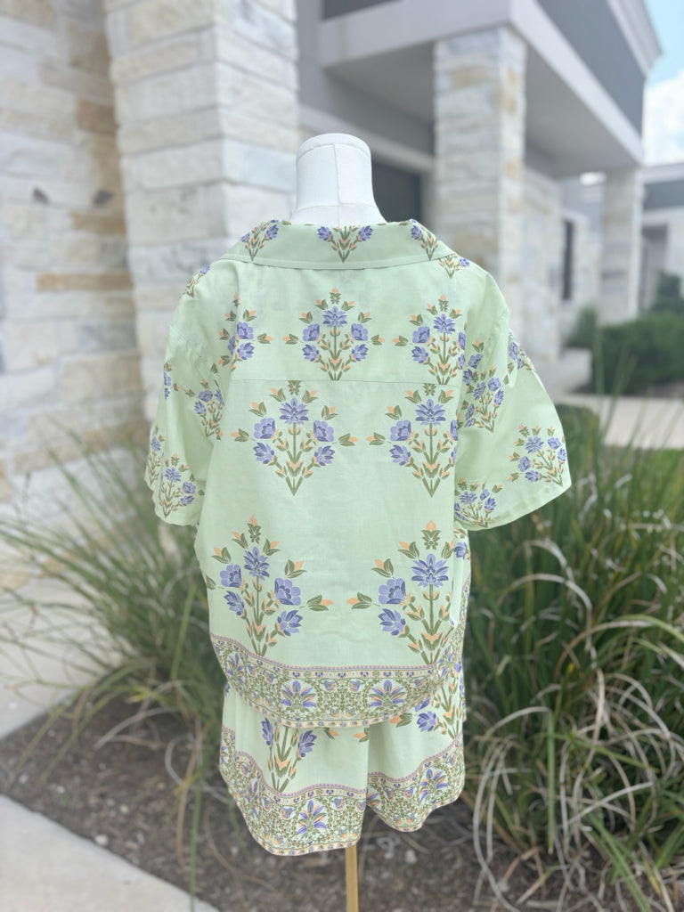 A Loves A Size XL Set R/$97 & $109