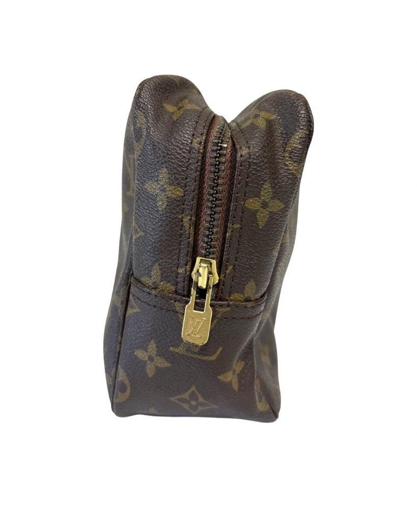 Louis Vuitton Monogram Trousse Toilette 28
