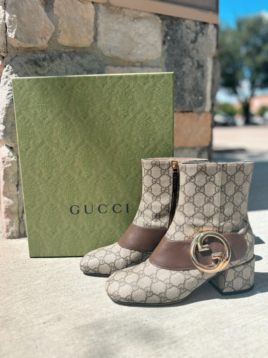 Gucci Size 37 Brown Shoes