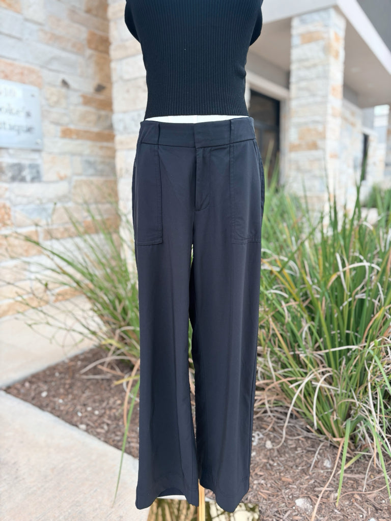 Athleta Size 2 Pants R/$99