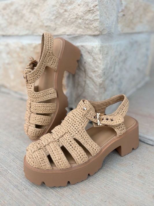 unknown Size 9 Tan Shoes