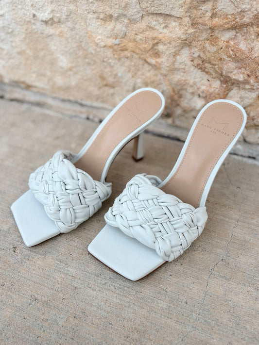 Marc Fisher Size 6.5 White Peep Toe Heels