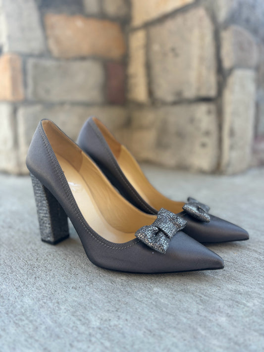 Kate Spade Size 9 grey Shoes