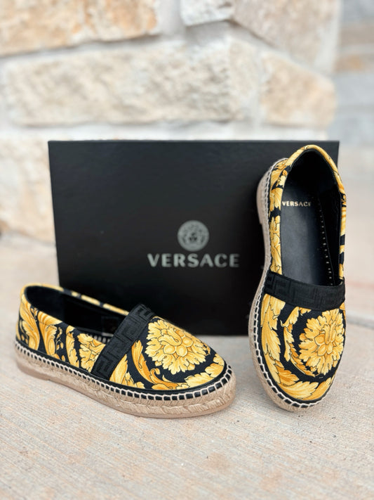 Versace Size 35 Gold Shoes