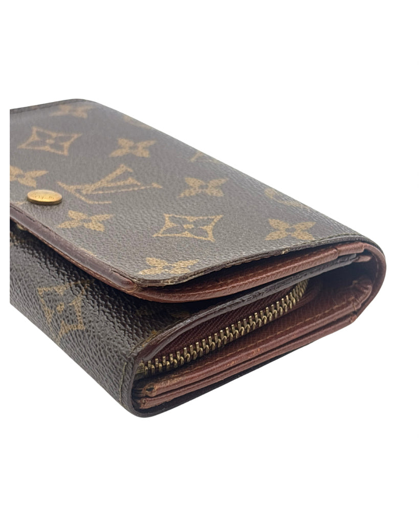Louis Vuitton Tressor Wallet