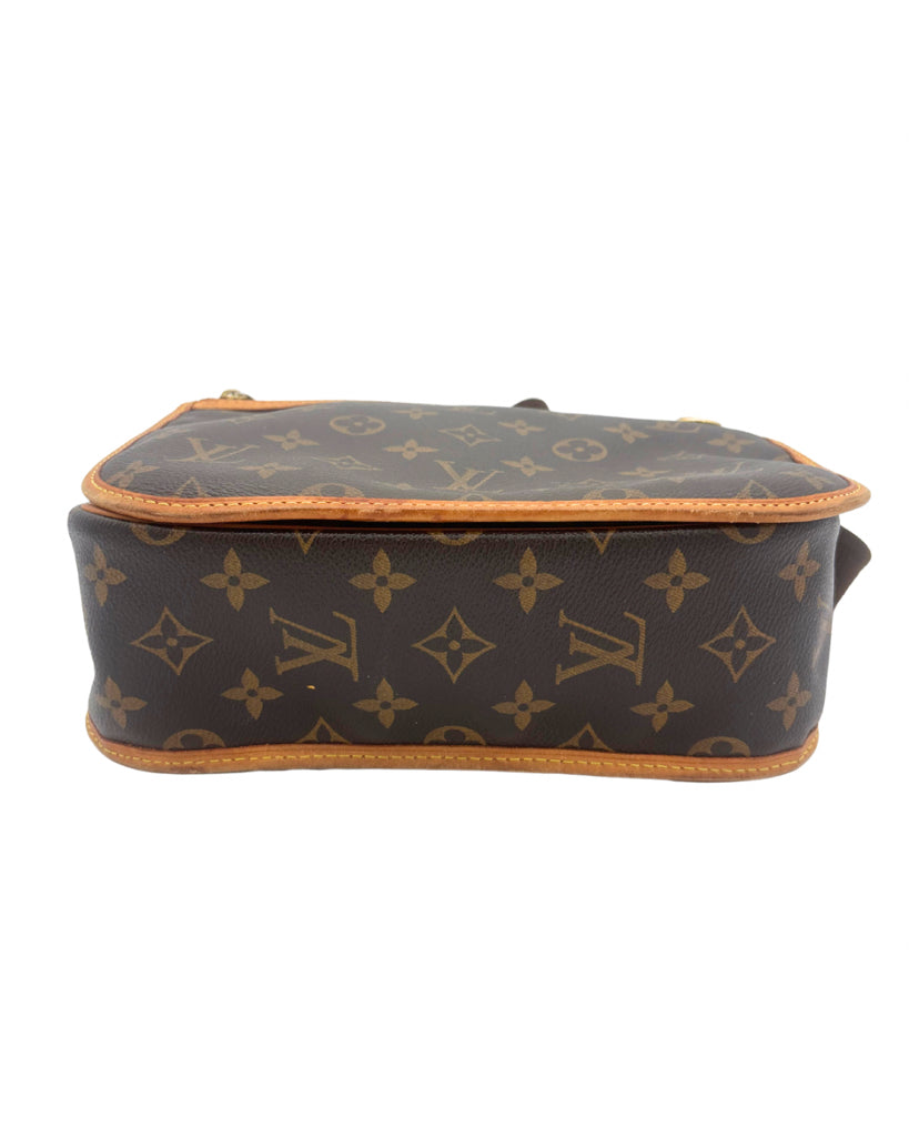 Louis Vuitton Bospere