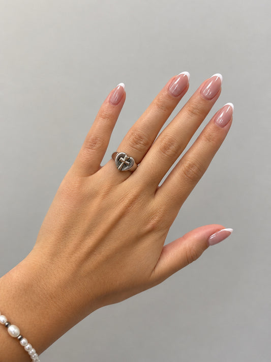James Avery Size 5.5 Heart Cross Ring