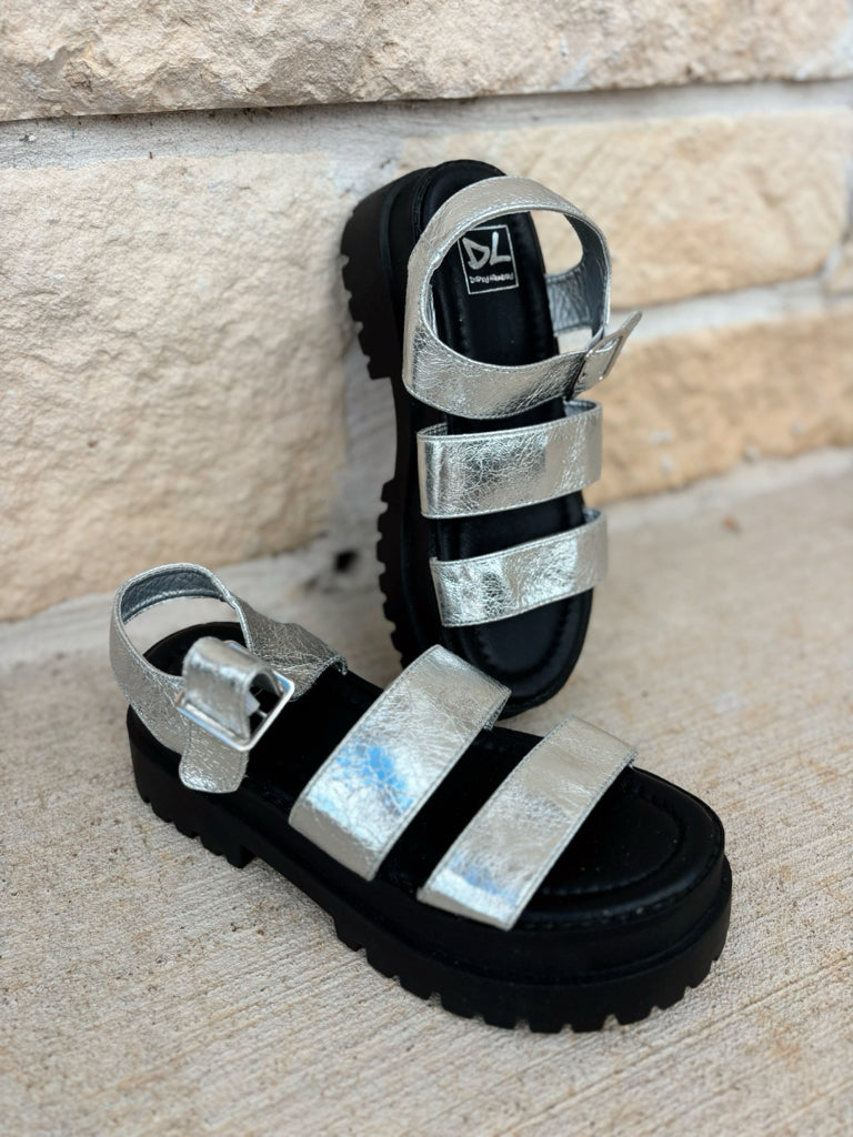 DL Size 7 Silver Sandals